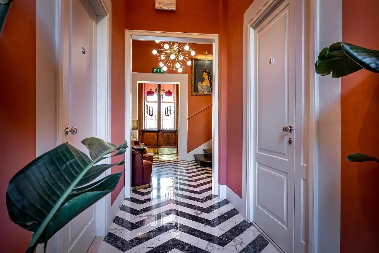 Hotel Ungherese Small Luxury Hotel Florenz 3*,  Italien