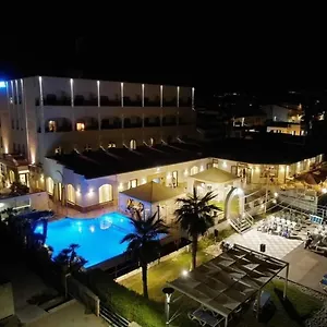 Il Gabbiano 3*, Terme Vigliatore Italie