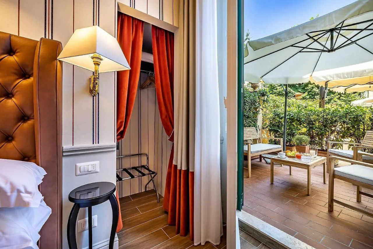 Hotel Ungherese Small Luxury Hotel Florence 3*,