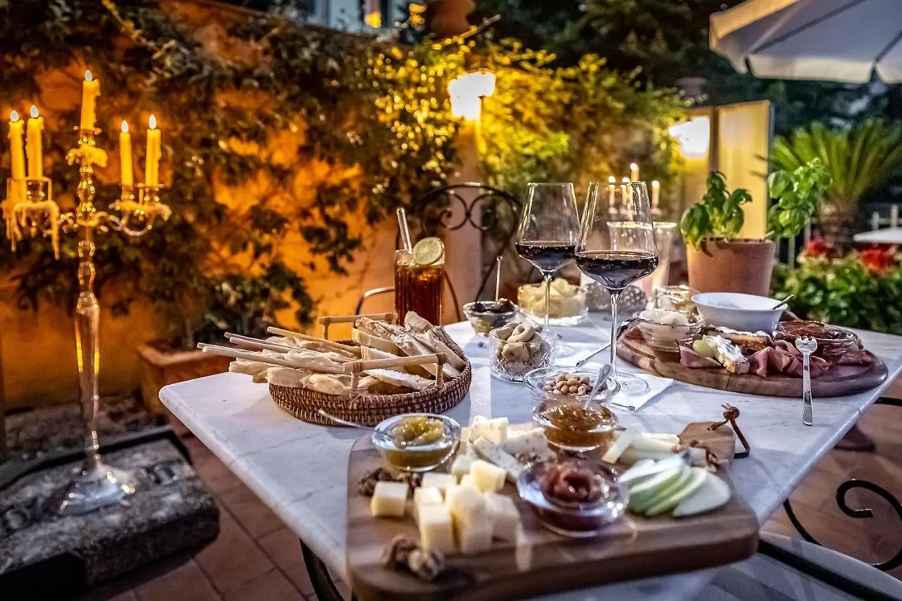 Hotel Ungherese Small Luxury Hotel Florence