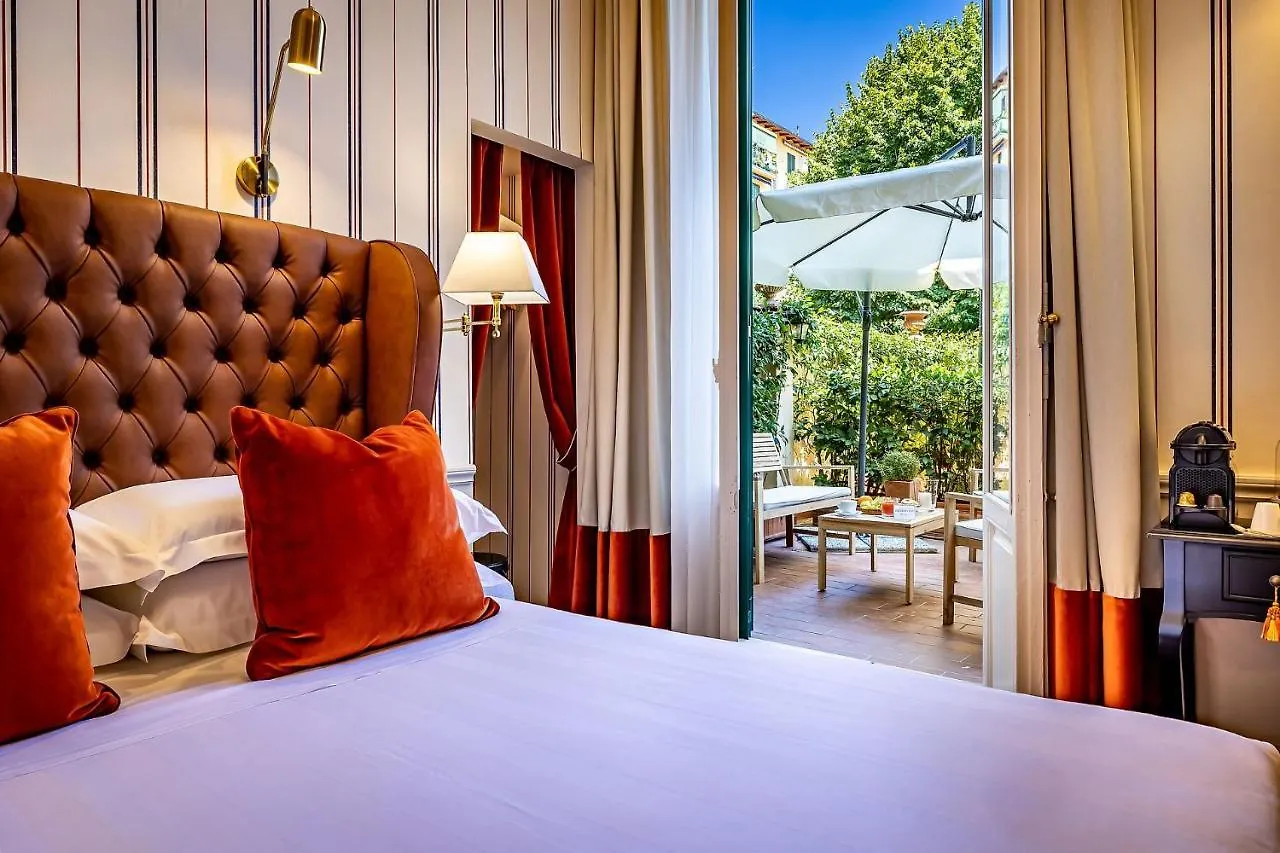 Hotel Ungherese Small Luxury Hotel Florence Italy