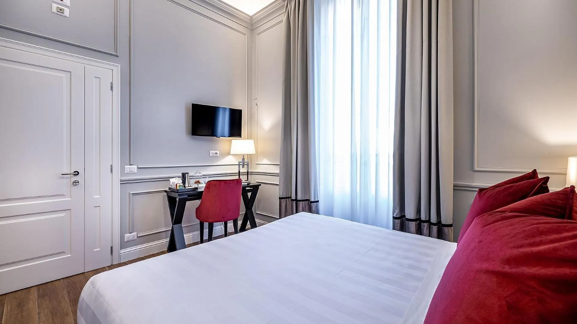 Hotel Ungherese Small Luxury Hotel Florence